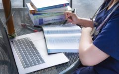 laptop-books2